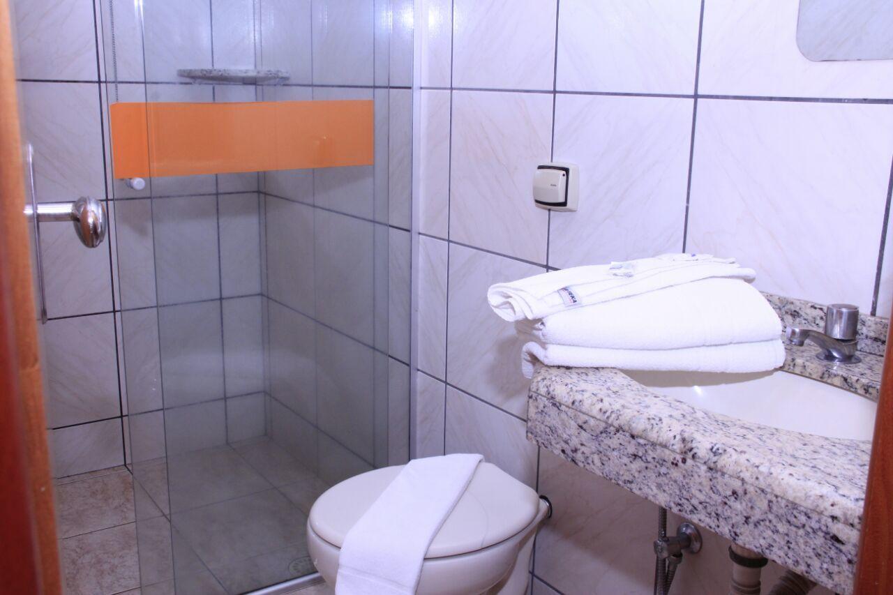 Flip Palace Hotel Buriti Alegre Buitenkant foto